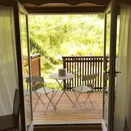 2 Pieces & Nature Verbier